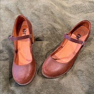 The Art Company Elegant Brown Women's Heels